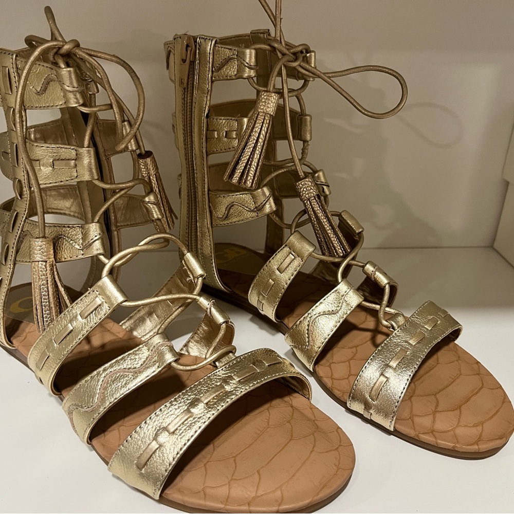 Brand, new Gianni, Bini sandals